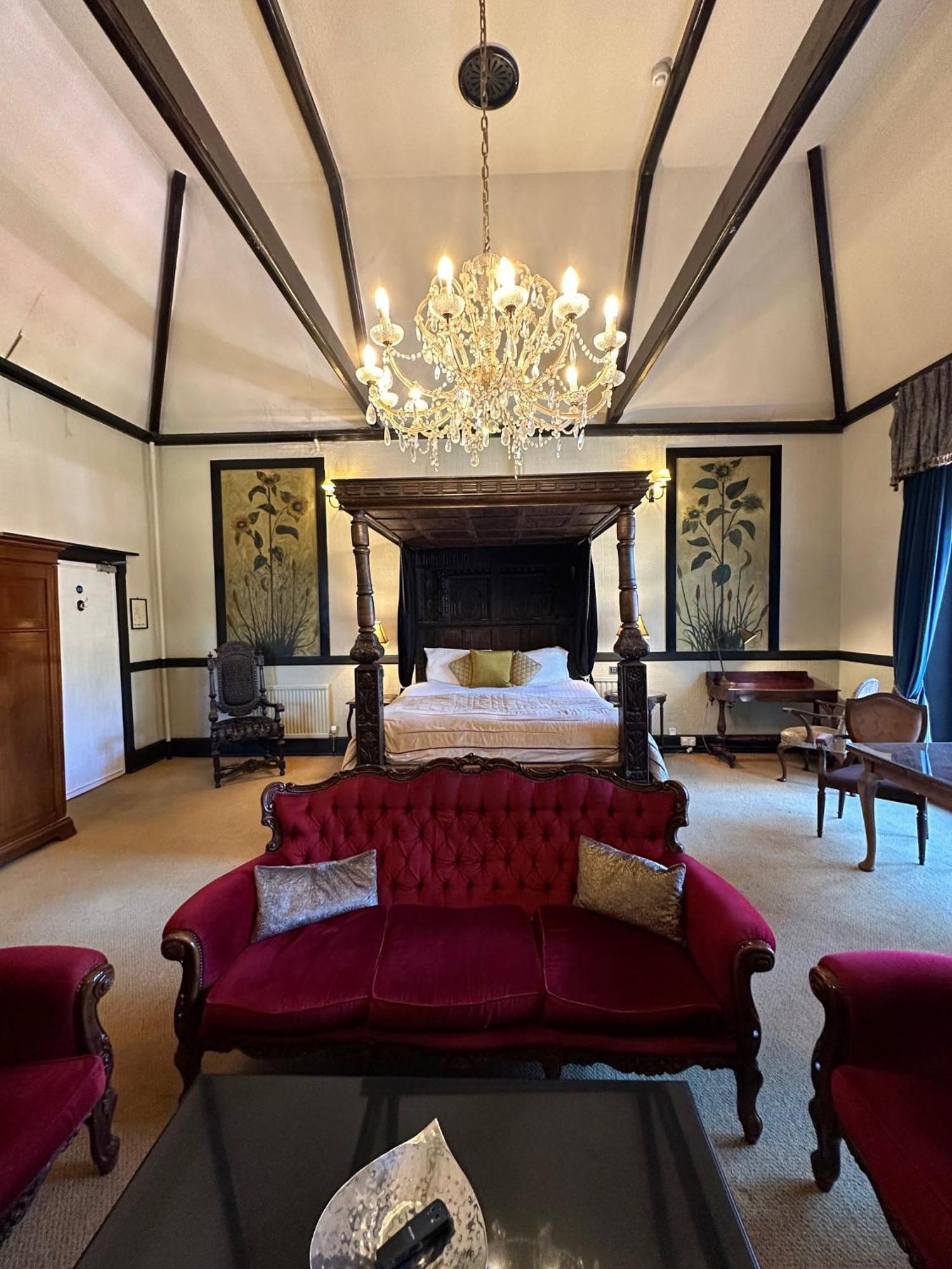 Langtry Manor Hotel