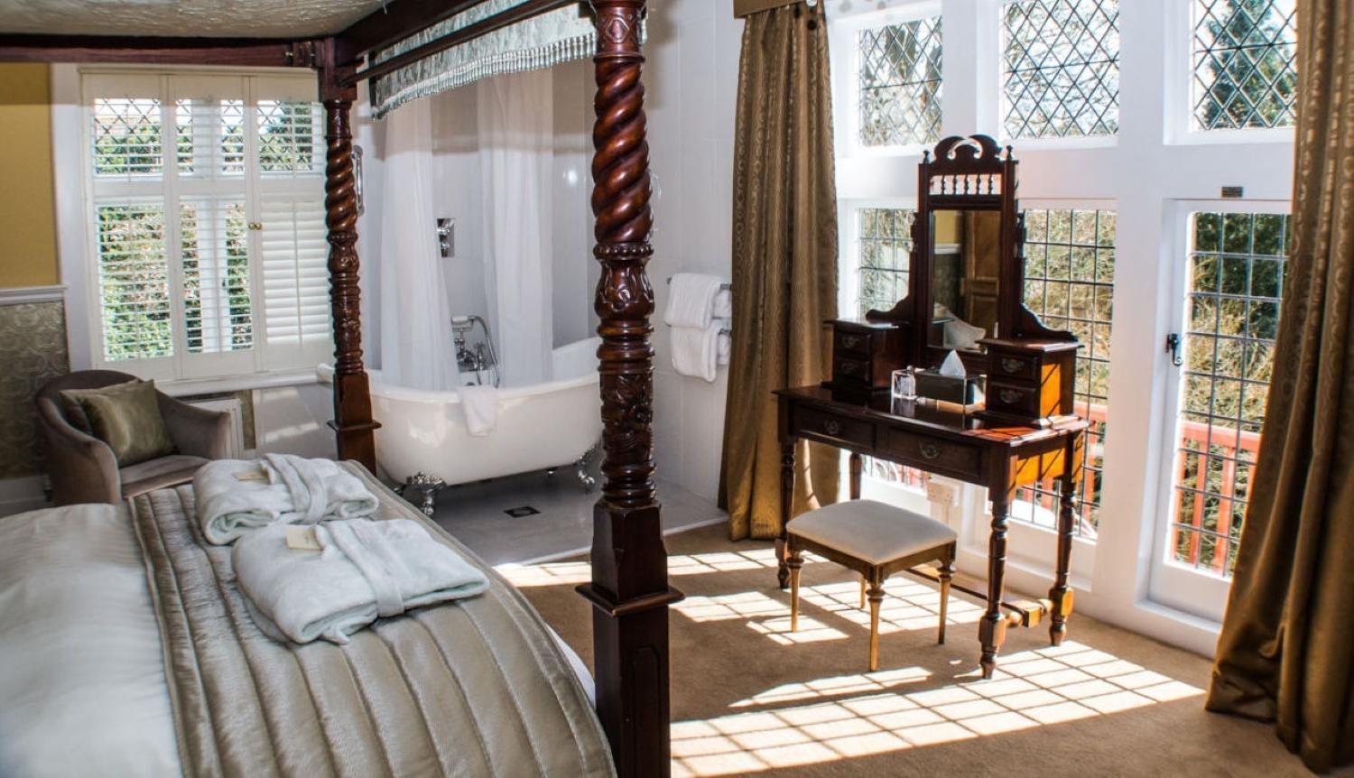 Langtry Manor Hotel 3*